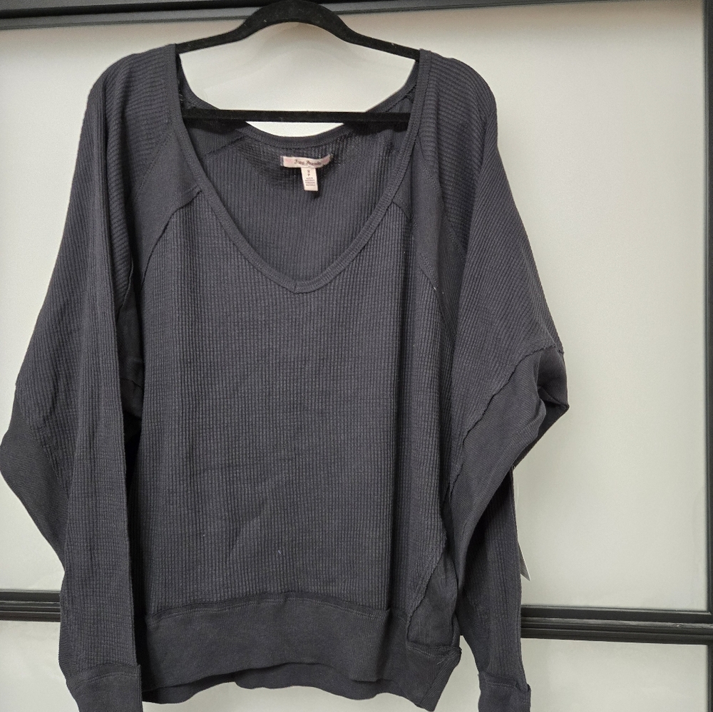 NWT FREE PEOPLE SANTA CLARA THERMAL. SZ SMALL